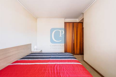 Apartamento T1 ao Hospital de São João em Paranhos, Porto