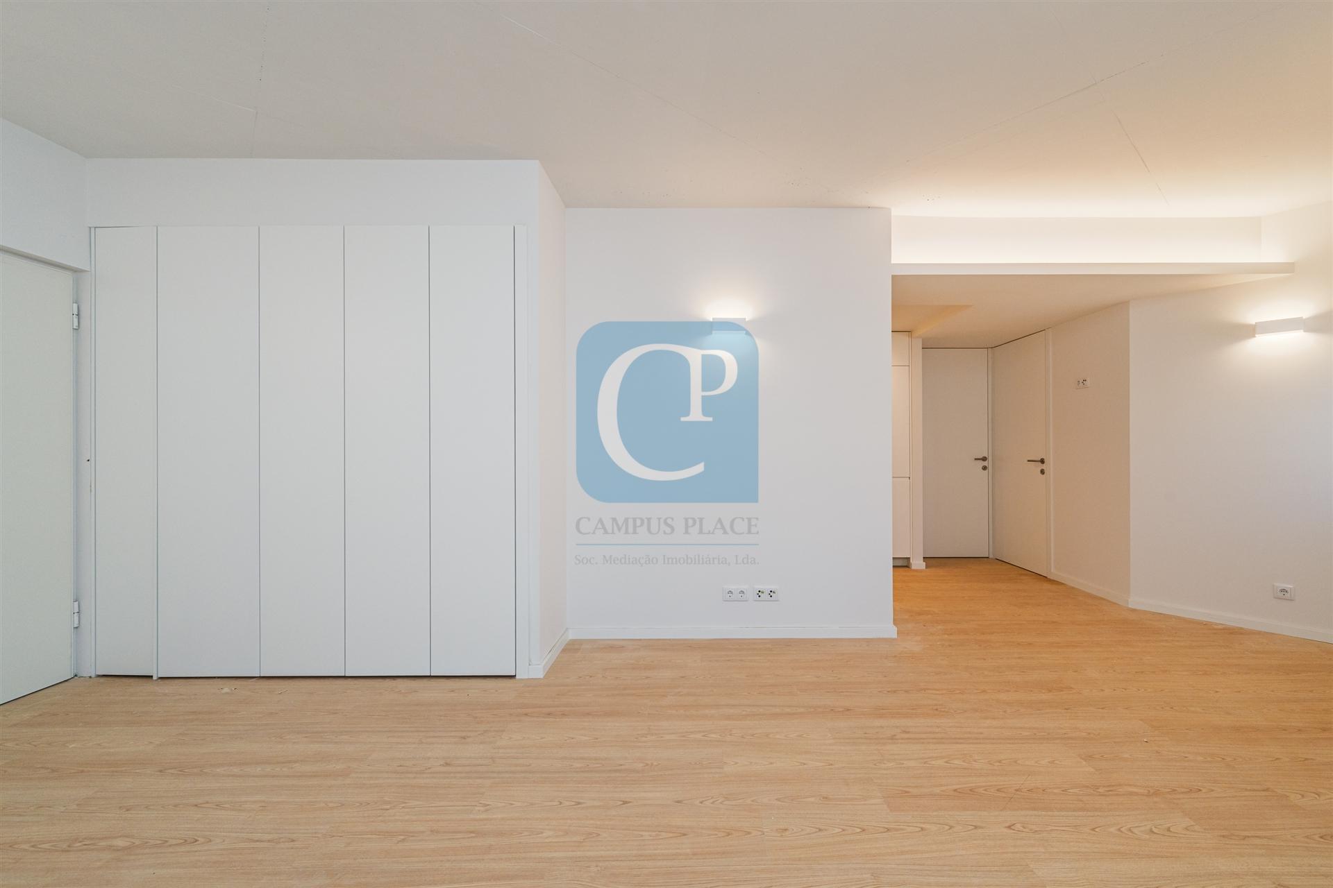 Apartamento T3 no Edifício Monserrate em Matosinhos