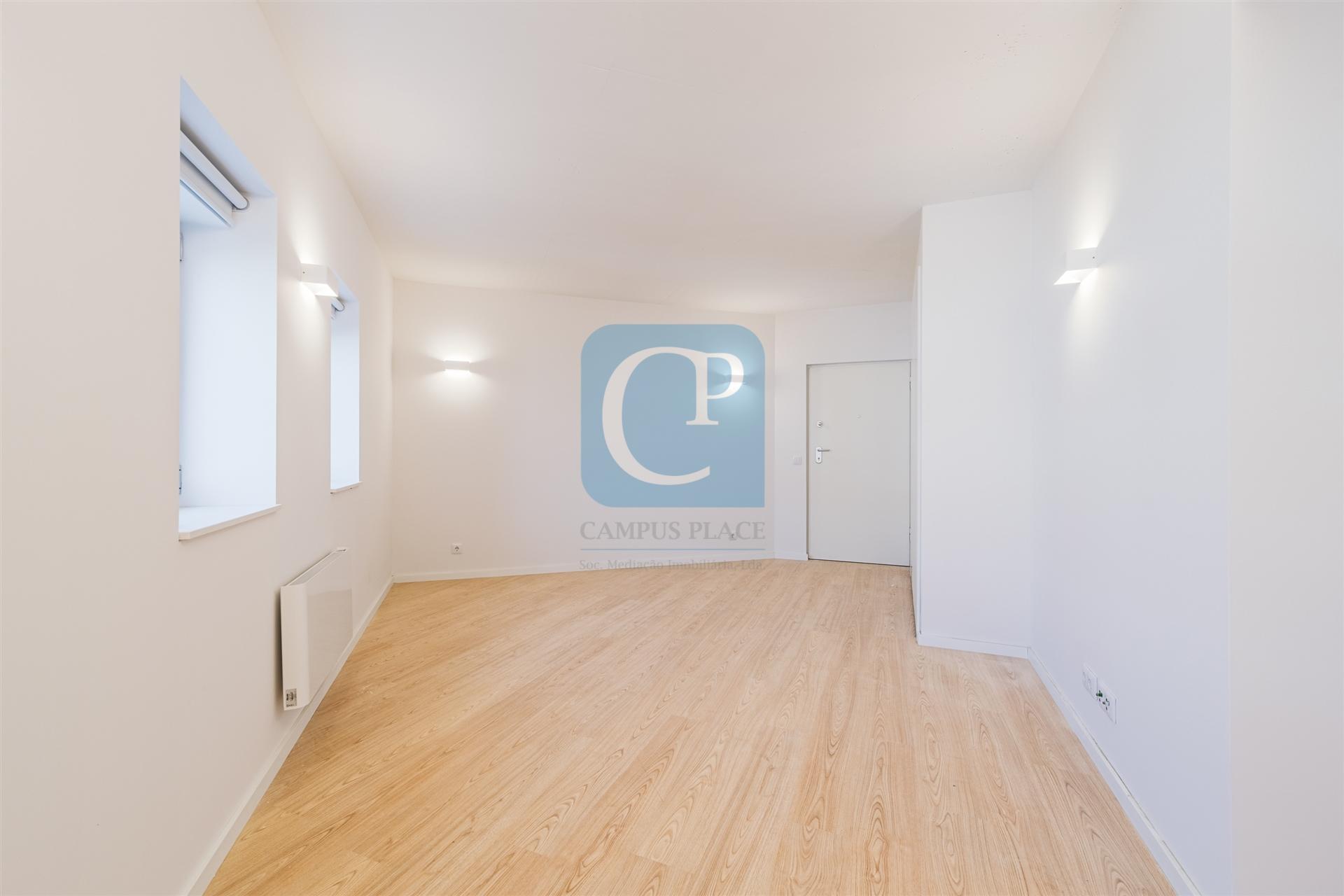 Apartamento T3 no Edifício Monserrate em Matosinhos