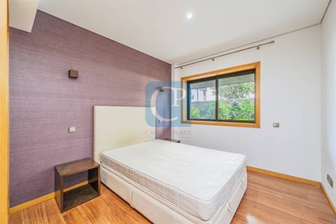 T2Kit com terraço junto ao Hotel Axis - S. Mamede Infesta, Matosinhos