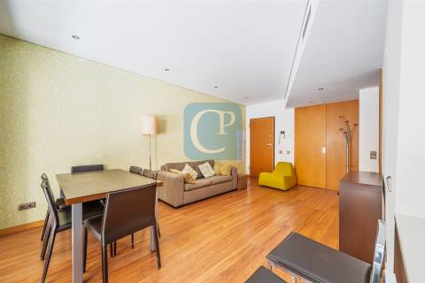 T2Kit com terraço junto ao Hotel Axis - S. Mamede Infesta, Matosinhos