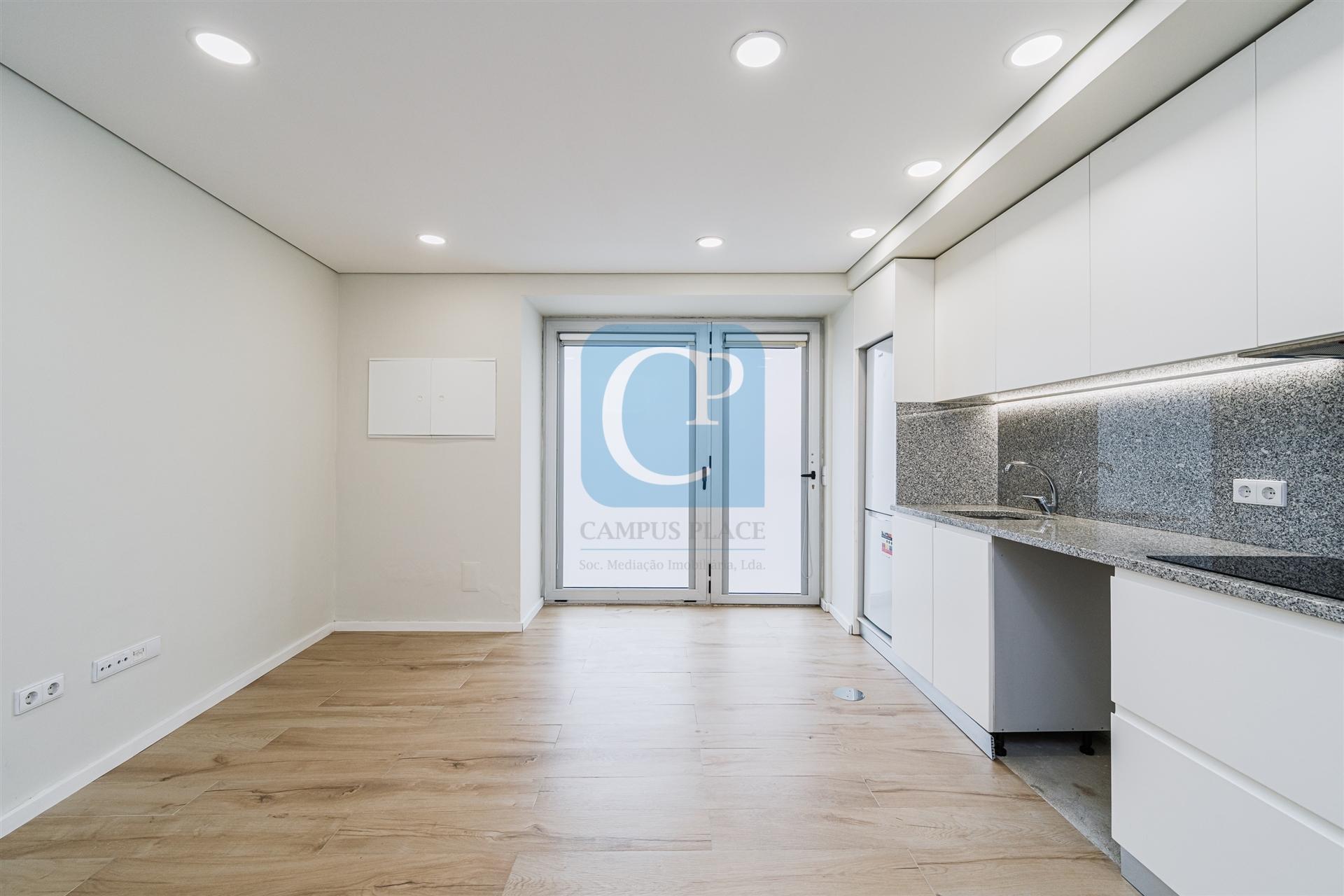Apartamento T1 ao Metro de Campainha - Rio Tinto, Gondomar