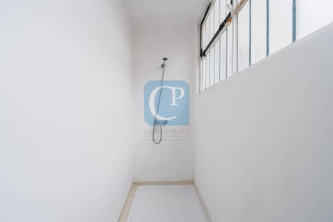 Apartamento T1 ao Metro de Campainha - Rio Tinto, Gondomar