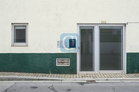 Apartamento T1 ao Metro de Campainha - Rio Tinto, Gondomar