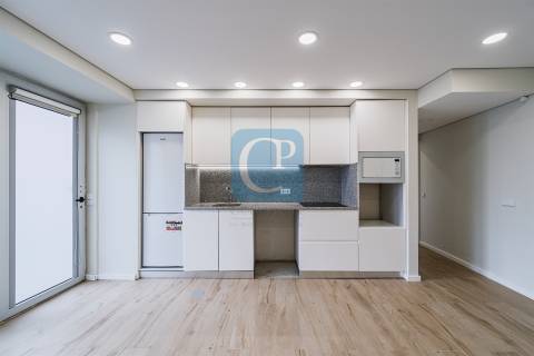 Apartamento T1 ao Metro de Campainha - Rio Tinto, Gondomar