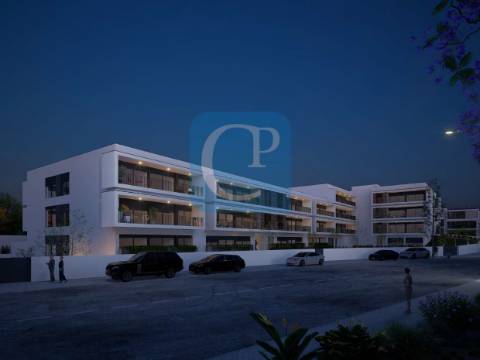 Apartamento T4 em construção, no Empreendimento Real Serenity I