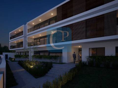 Apartamento T4 em construção, no Empreendimento Real Serenity I