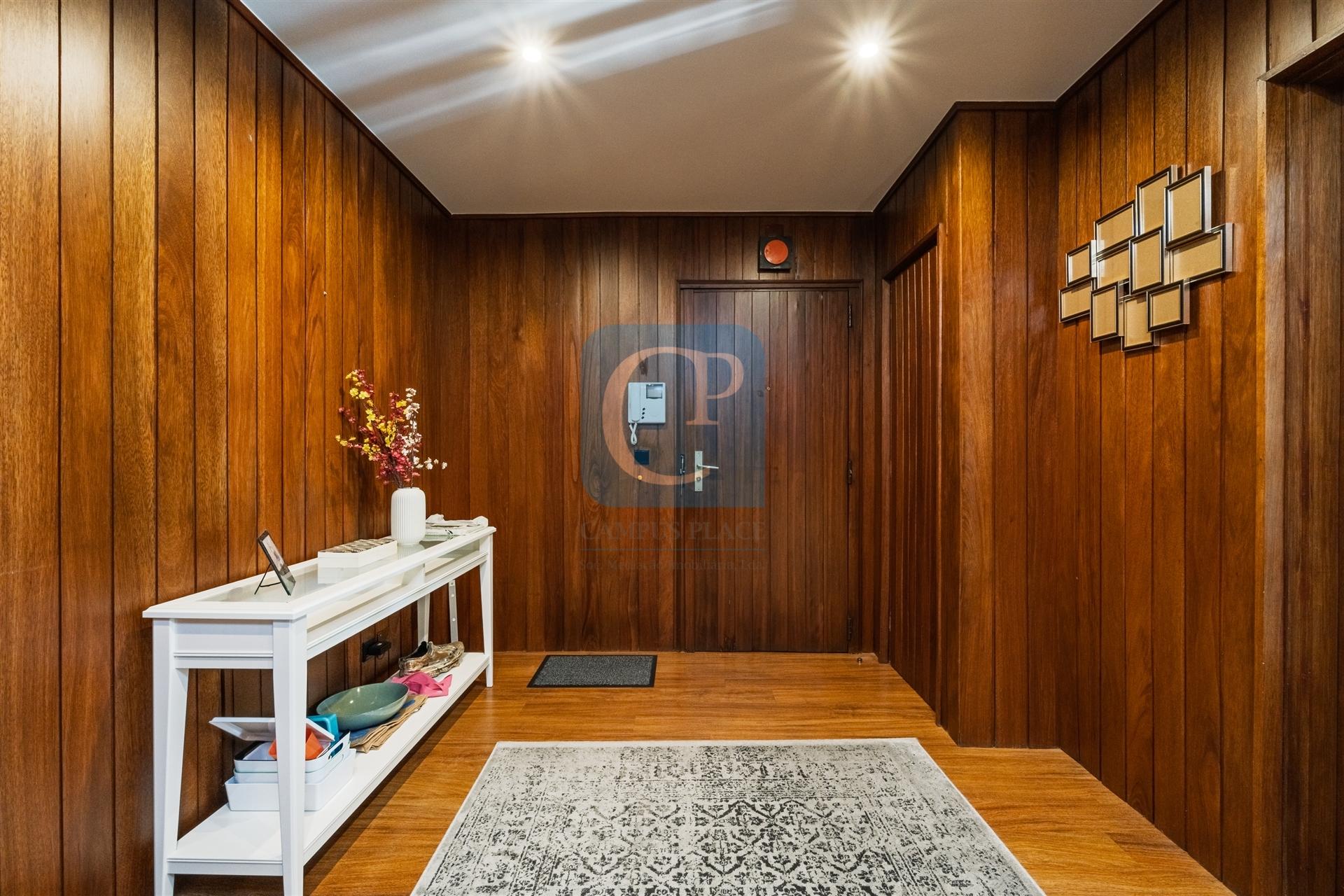 Apartamento T3+1 equipado e mobilado nas Antas, Porto