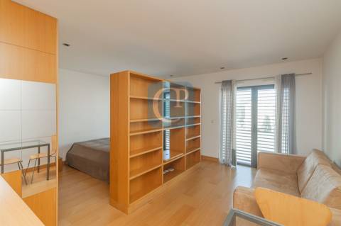 Apartamento T0Kit, em frente ao Norteshopping