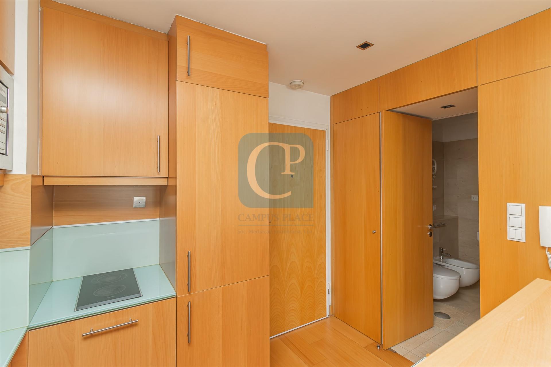 Apartamento T0Kit, em frente ao Norteshopping