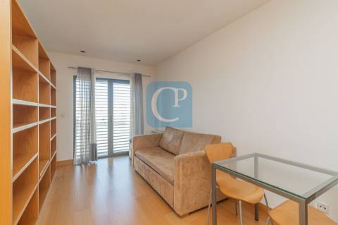 Apartamento T0Kit, em frente ao Norteshopping