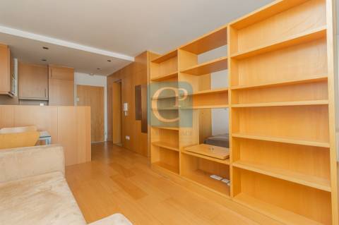 Apartamento T0Kit, em frente ao Norteshopping