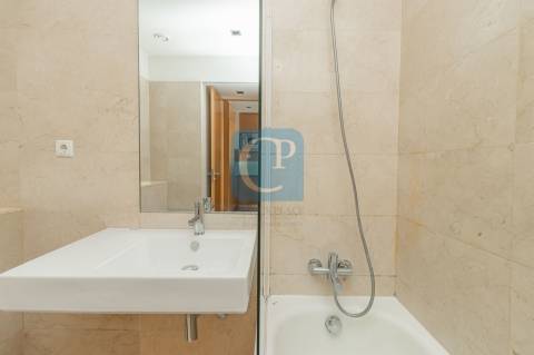 Apartamento T0Kit, em frente ao Norteshopping