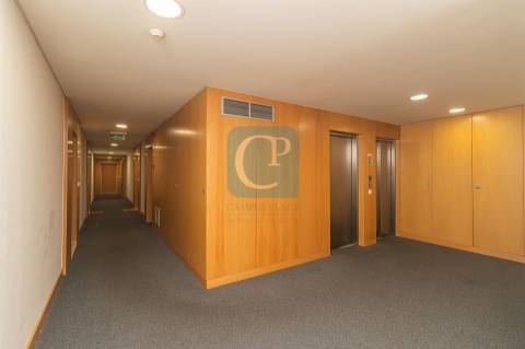 Apartamento T0Kit, em frente ao Norteshopping