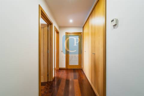 Apartamento T3 à Avenida da Boavista, Lordelo do Ouro