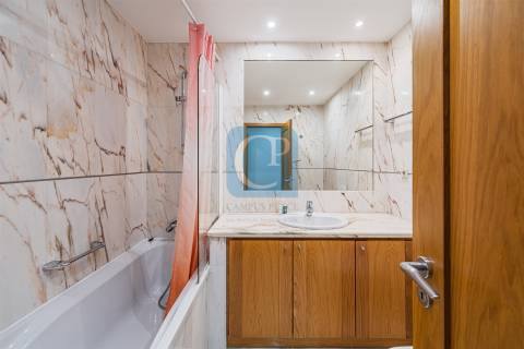 Apartamento T3 à Avenida da Boavista, Lordelo do Ouro