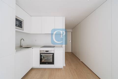 Apartamento T0 novo, junto ao metro Câmara de Matosinhos