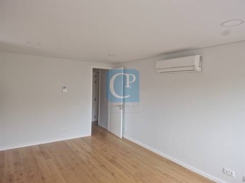 Apartamento T2 a estrear, na Avenida da República, Vila Nova de Gaia