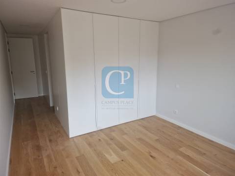Apartamento T2 a estrear, na Avenida da República, Vila Nova de Gaia