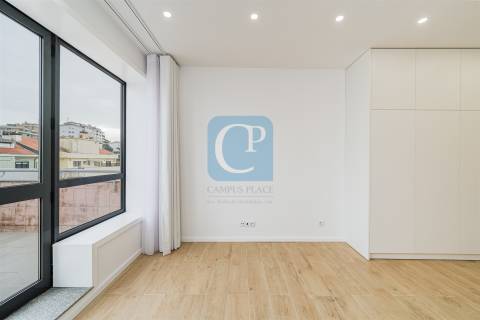 Apartamento T0 em Vila Nova de Gaia, Mafamude e Vilar do Paraíso