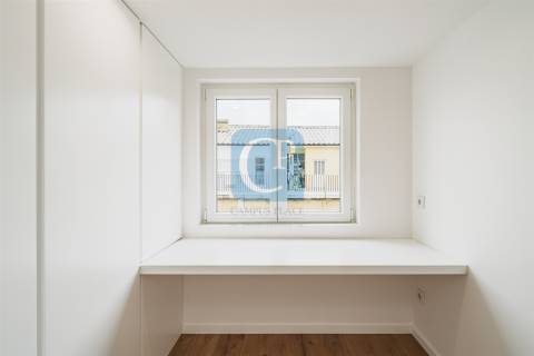 Apartamento T2 remodelado no Carvalhido, Porto