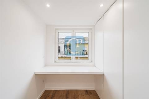 Apartamento T2 remodelado no Carvalhido, Porto