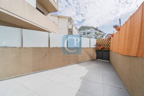Apartamento T3 com terraço em Pedrouços, Maia