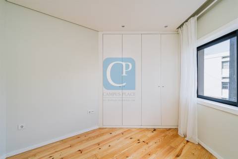 Apartamento T3 com terraço em Pedrouços, Maia