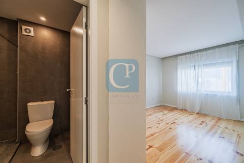 Apartamento T3 com terraço em Pedrouços, Maia