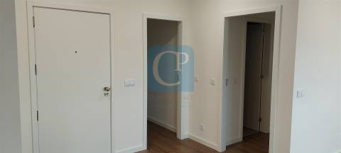 Apartamento T2 com varanda em Espinho, Aveiro