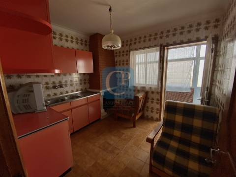 Moradia com dois apartamentos independentes em Vila Nova de Gaia
