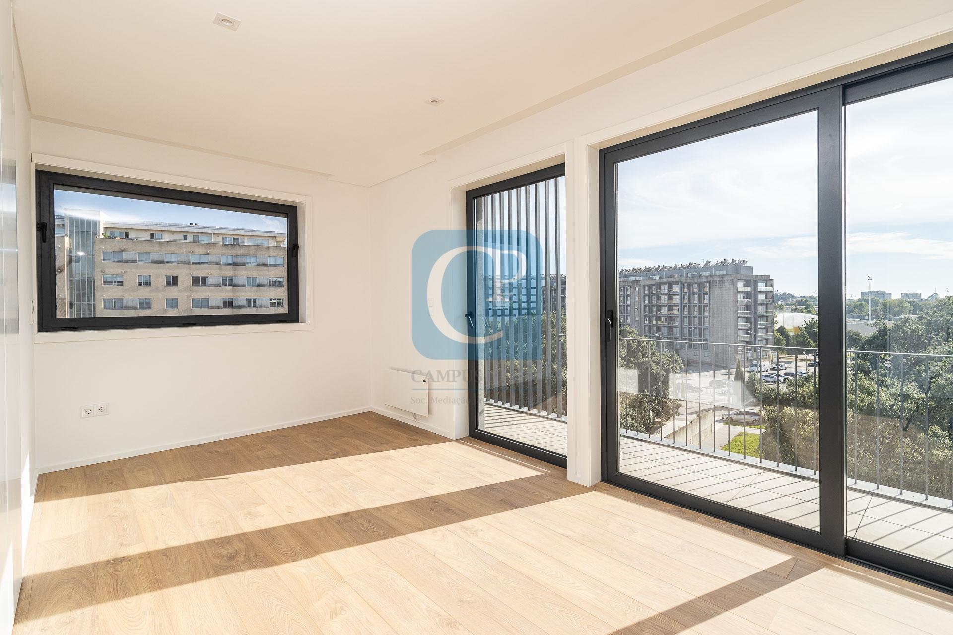 Apartamento T0Kit Parque dos Sobreiros, Paranhos, Porto