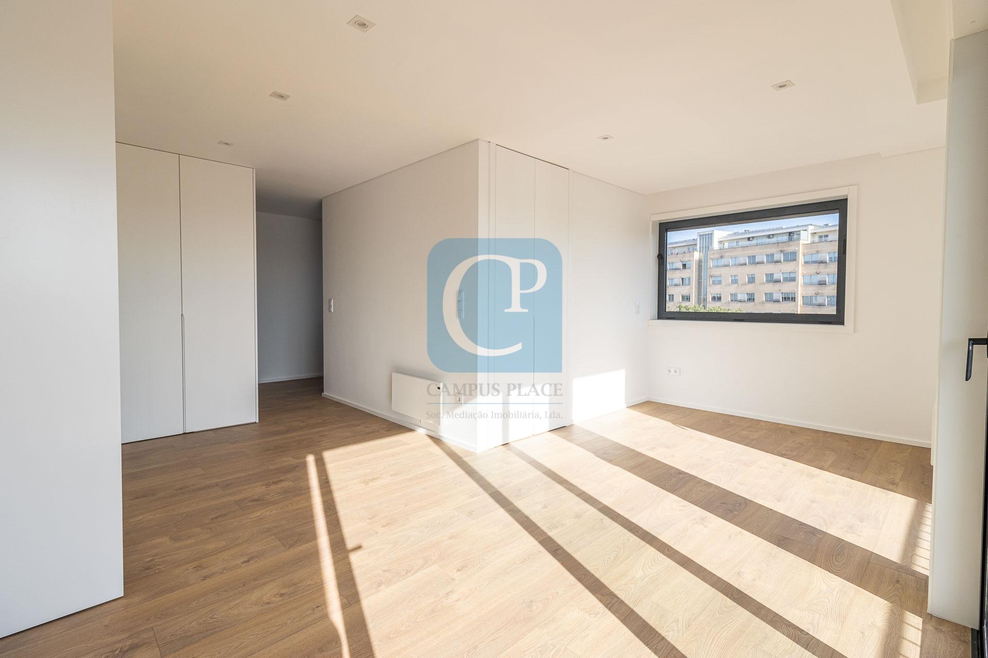 Apartamento T0Kit Parque dos Sobreiros, Paranhos, Porto