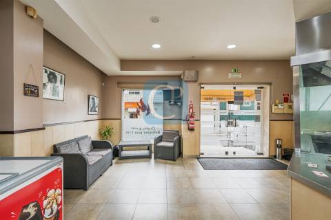 Restaurante mobilado e equipado em Guifões, Matosinhos