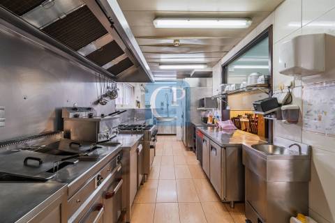 Restaurante mobilado e equipado em Guifões, Matosinhos