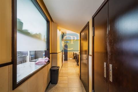 Restaurante mobilado e equipado em Guifões, Matosinhos