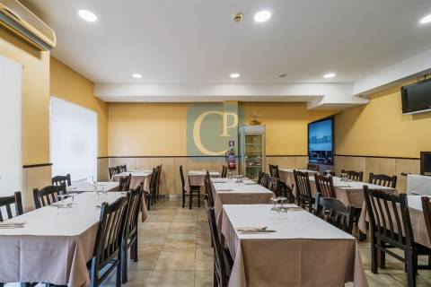 Restaurante mobilado e equipado em Guifões, Matosinhos