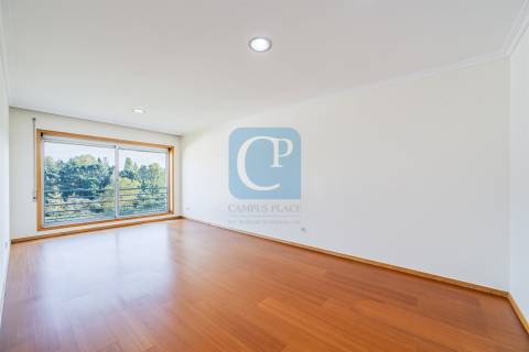 Apartamento T3 com lugar de garagem na Ponte da Pedra, Leça do Balio