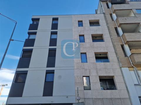Apartamento T1 com varanda à praça das flores, Porto