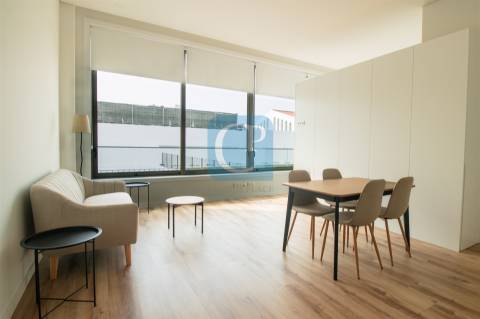Apartamento T0 na Rua Costa Cabral, Paranhos, Porto