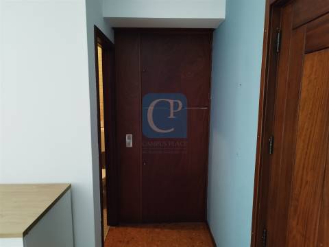 Escritório com  45 m² em Faria Guimarães, Paranhos