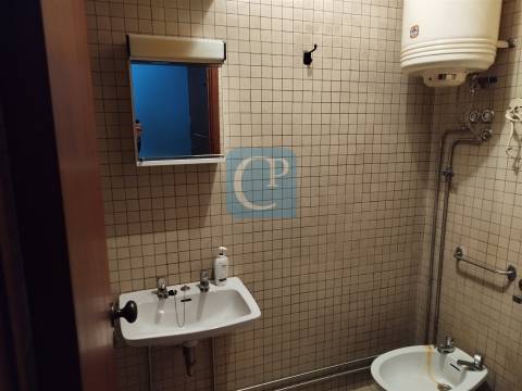 Escritório com  45 m² em Faria Guimarães, Paranhos