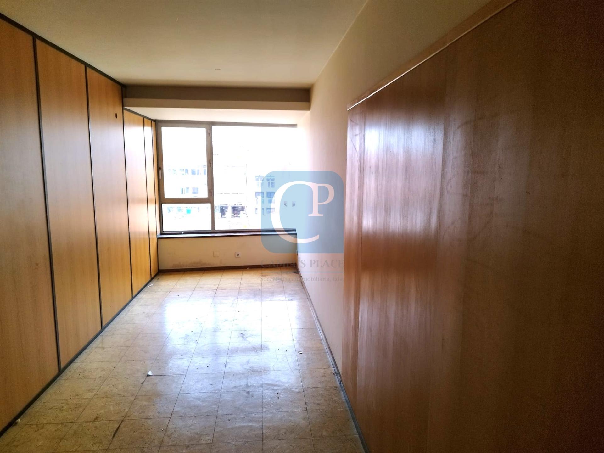 Escritório em Faria Guimarães, Porto