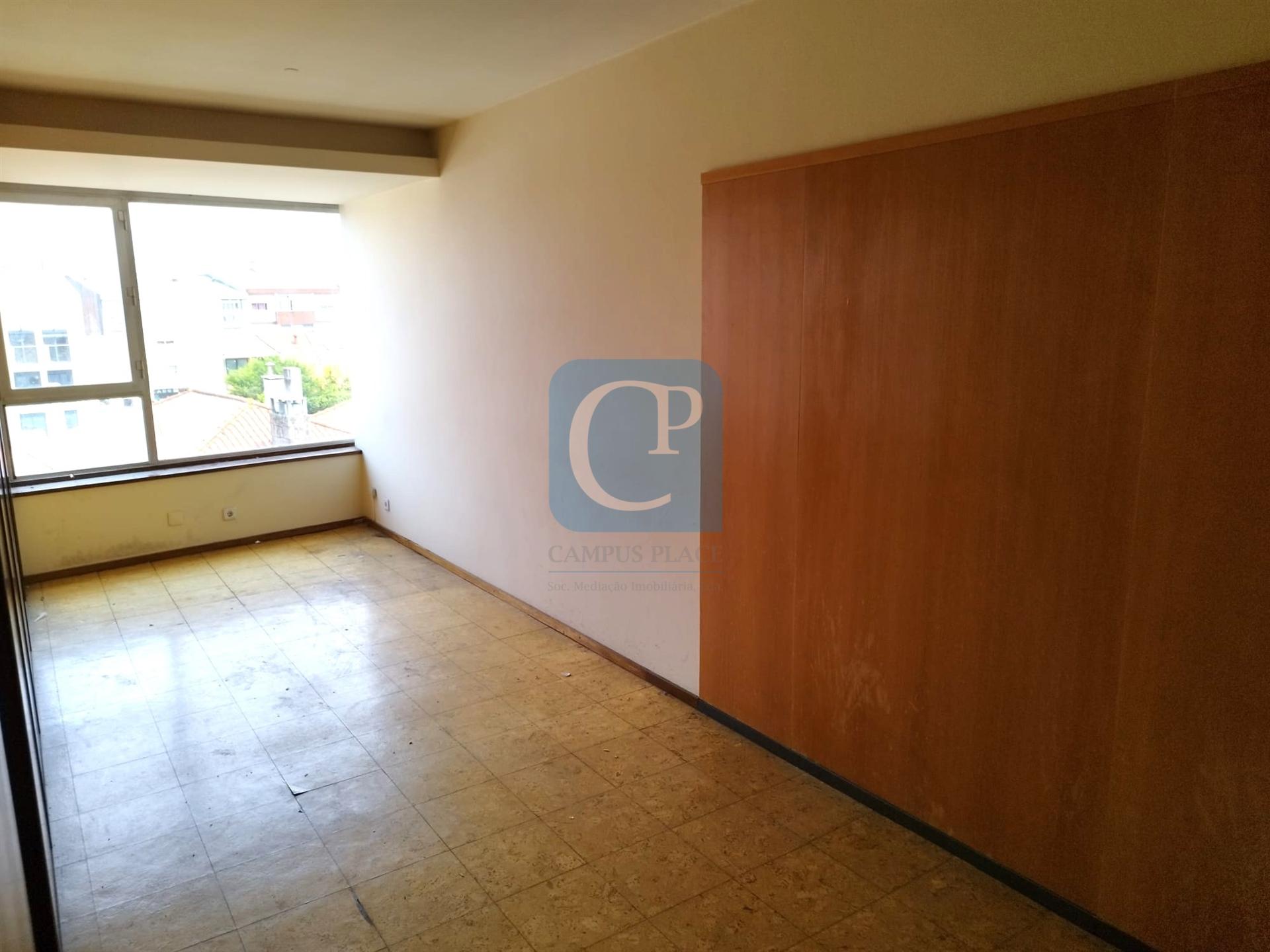 Escritório em Faria Guimarães, Porto