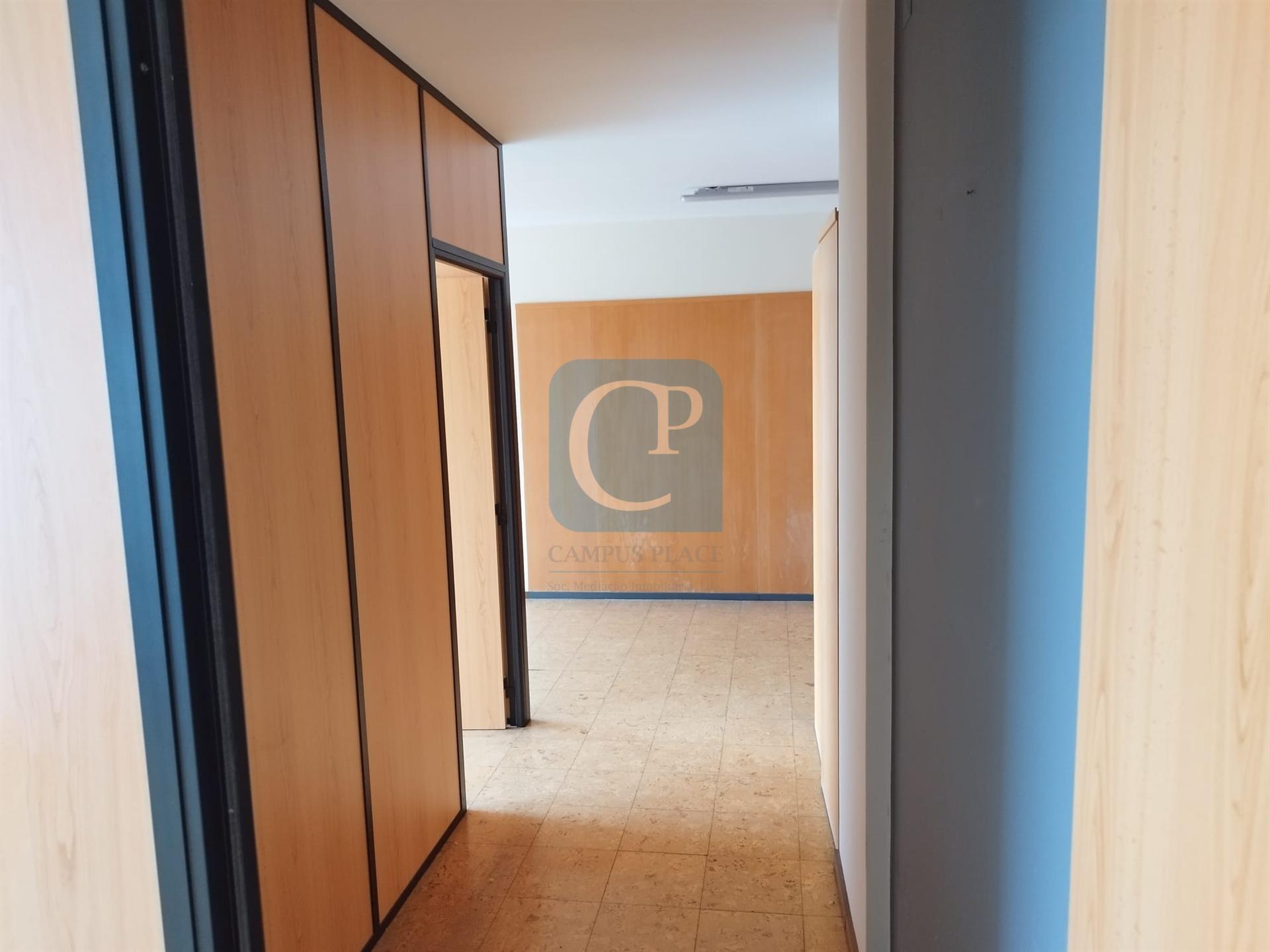 Escritório em Faria Guimarães, Porto