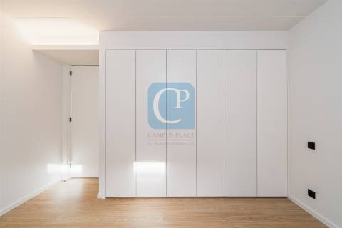 Apartamento T3 no Edifício Monserrate em Matosinhos