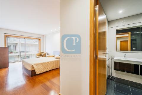 Apartamento T2+1 com varanda em Pedrouços, Maia