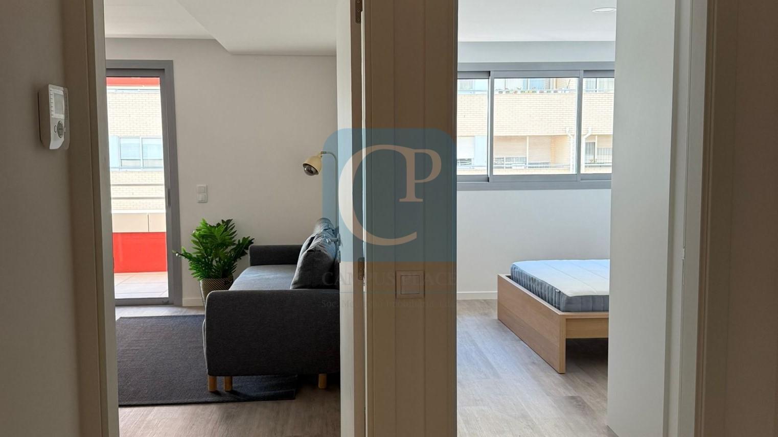 Apartamento T1 equipado e mobilado, em Vila Nova de Gaia