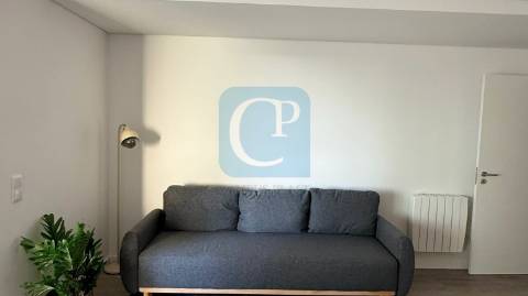 Apartamento T1 equipado e mobilado, em Vila Nova de Gaia