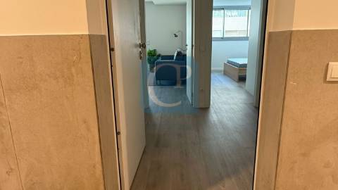 Apartamento T1 equipado e mobilado, em Vila Nova de Gaia
